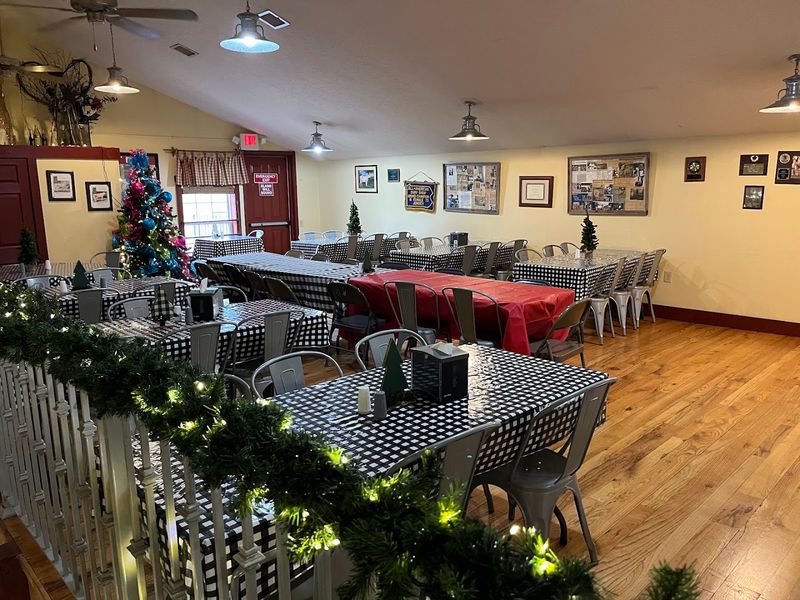 Chaney's Dairy Barn
