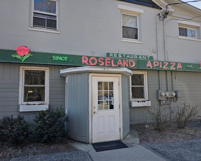Roseland Apizza, Derby
