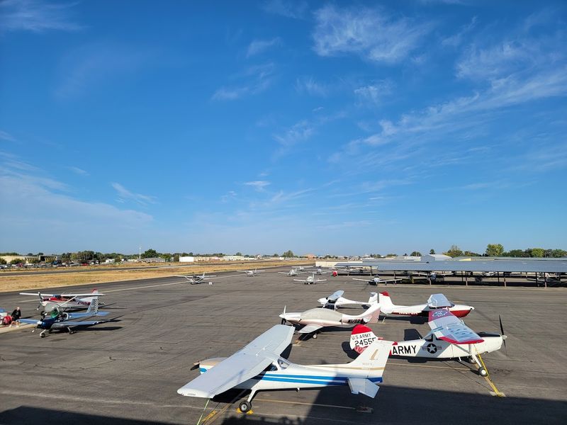 Bring Kids Who Think Every Plane Counts As Entertainment