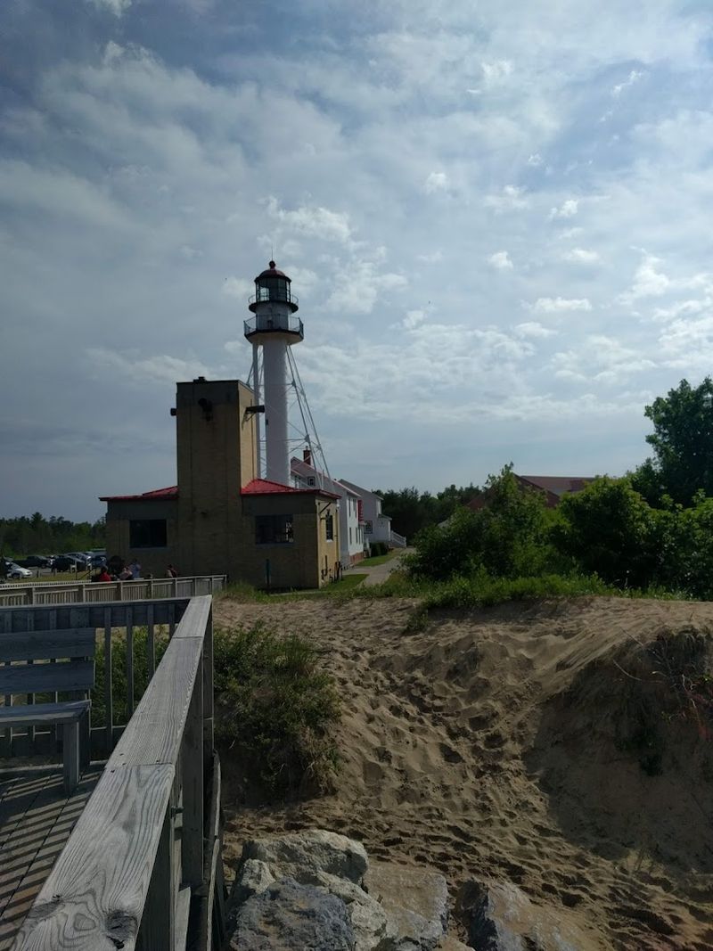 These 10 Michigan Beaches Are Made For Finding Petoskey Stones And Yooperlites - Decor Hint Whitefish Point, Paradise