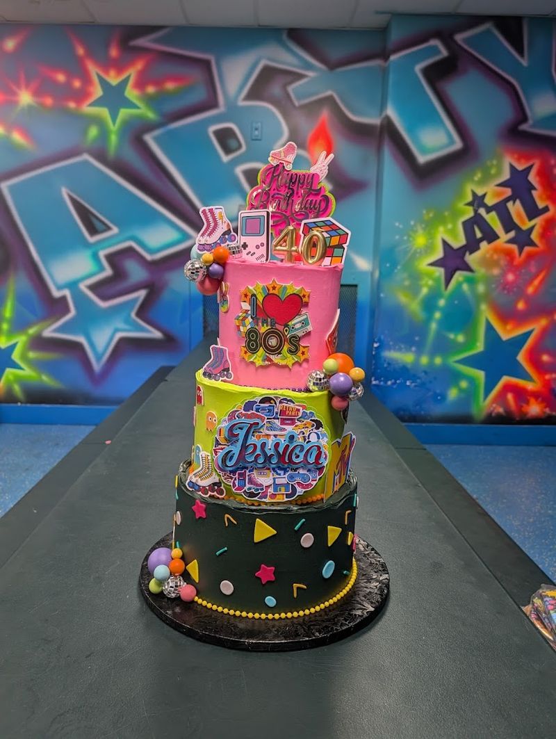 Custom Cakes That Look Like They Belong On A TV Show