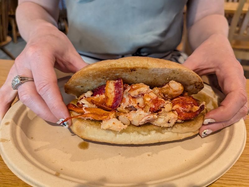 The Lobster Roll That Steals The Spotlight