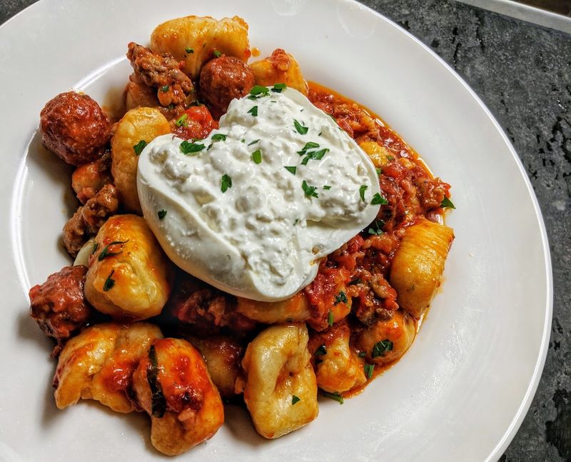 The Gnocchi At This Restaurant Has Connecticut Diners Happily Traveling Miles - Decor Hint The Gnocchi That Keeps People Coming Back