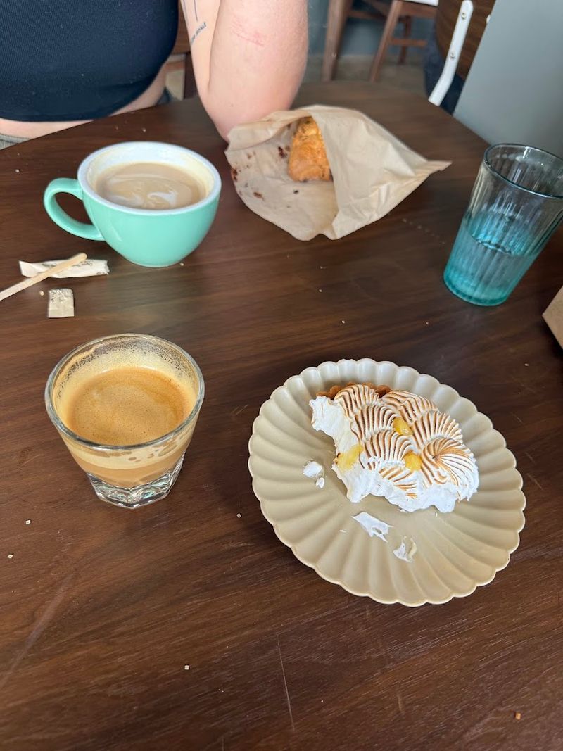Coffee And Tea Pairings Worth Ordering