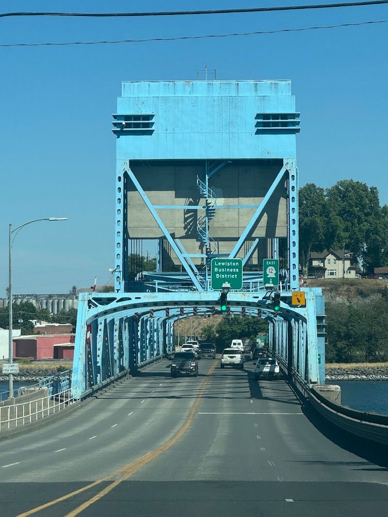 Interstate Bridge (Blue Bridge), Lewiston