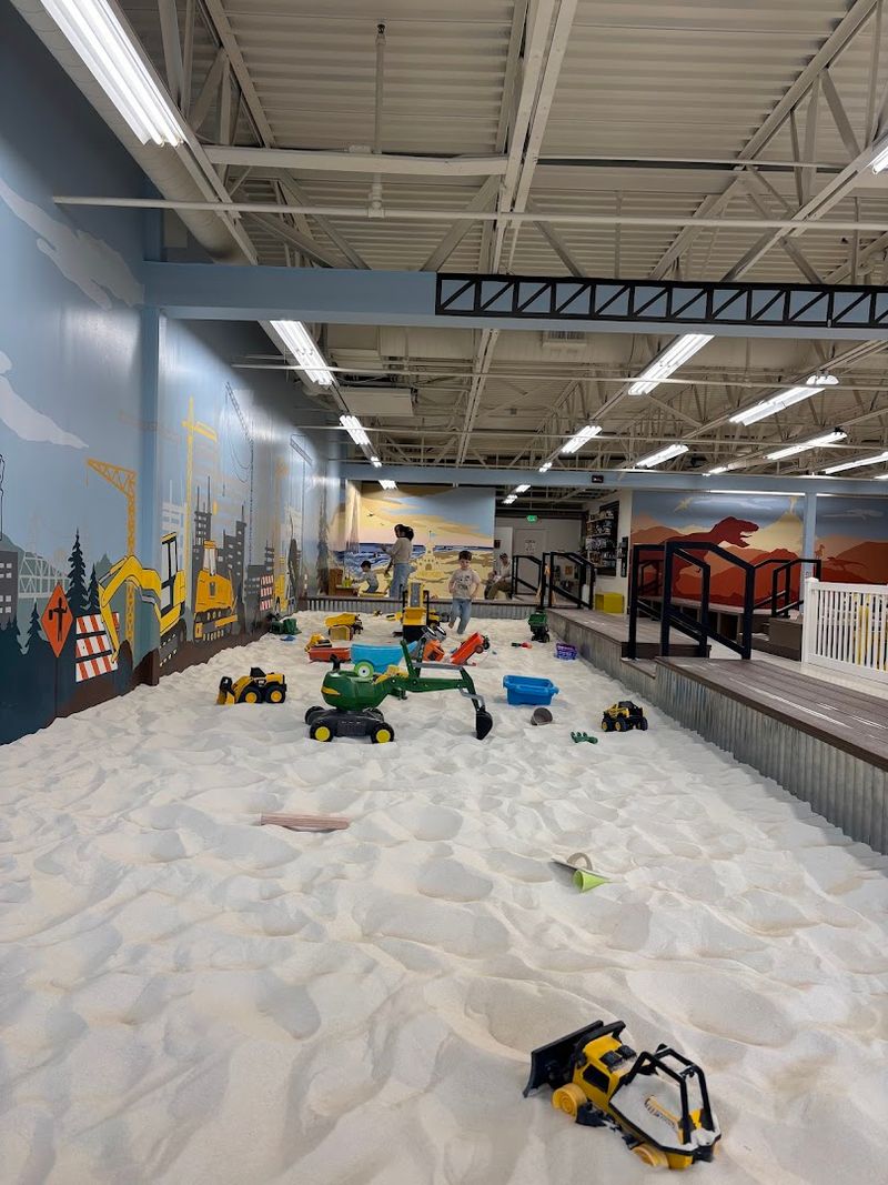 DiG PDX, Oregon's Largest Indoor Sandbox, Portland