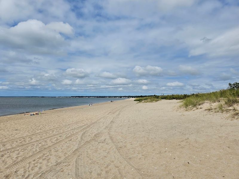 10 Connecticut Beaches That Belong On Your Summer Bucket List - Decor Hint Hammonasset Beach State Park, Madison