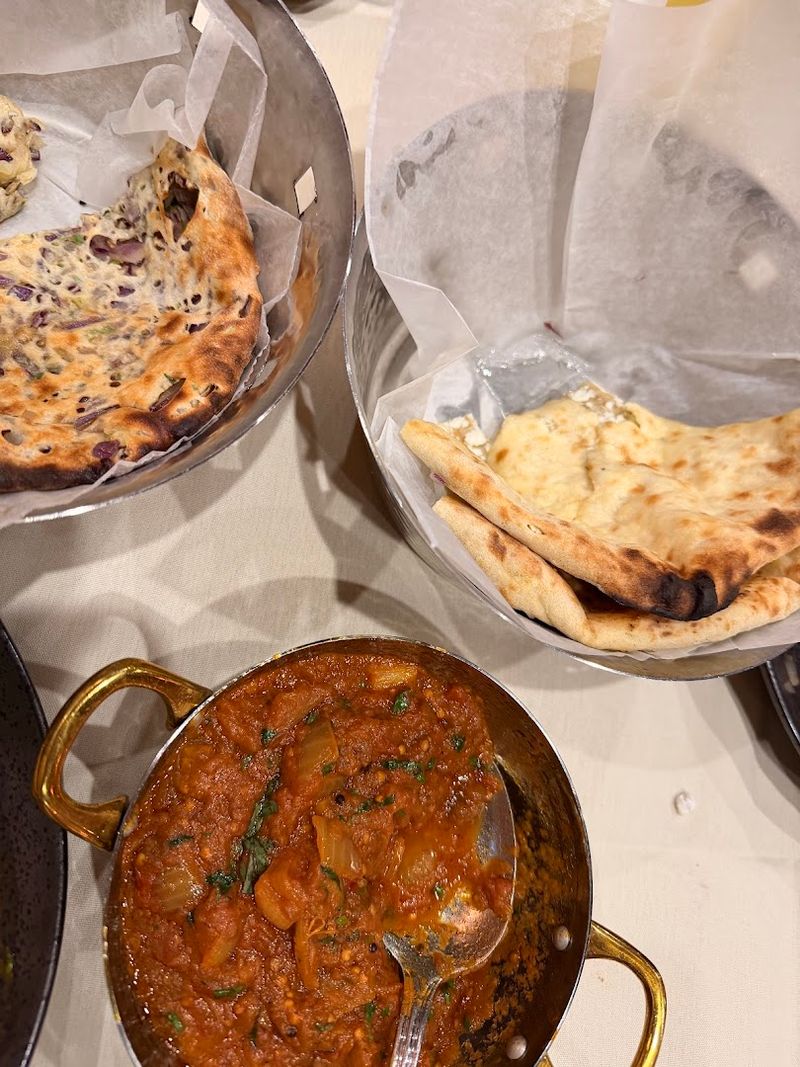 10 Indian Restaurants In Connecticut Locals Keep Recommending - Decor Hint Aura Essence Of India, Unionville