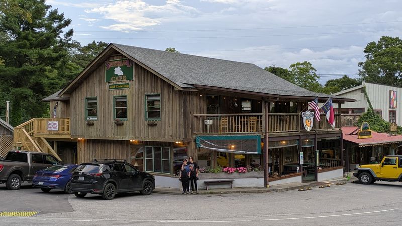 People Drive From All Over North Carolina To Eat At This Iconic Highway 226A Café - Decor Hint Milepost 334 Makes This An Easy Parkway Detour