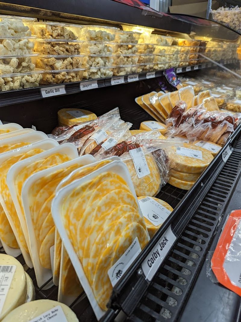 This Indiana Farm Market Is Known For Amish Fry Pies Worth The Drive - Decor Hint Amish Cheeses And Meats From Yoder's