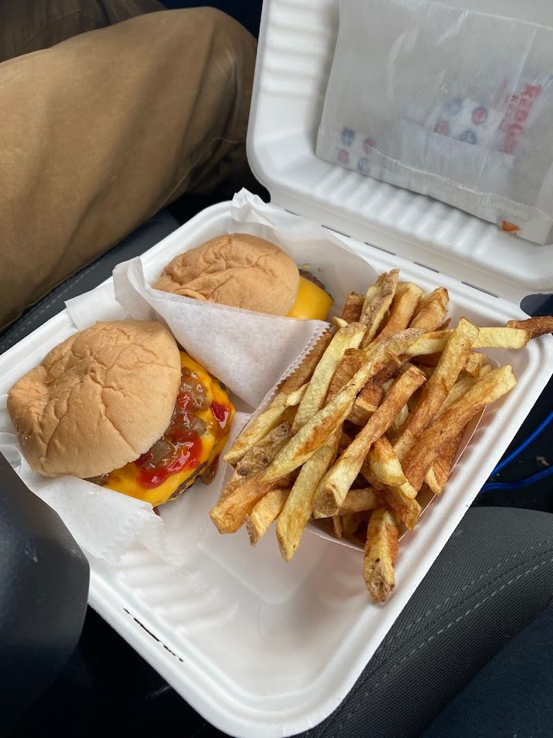 Hand-Cut Fries That Earn Their Own Spot On The Menu