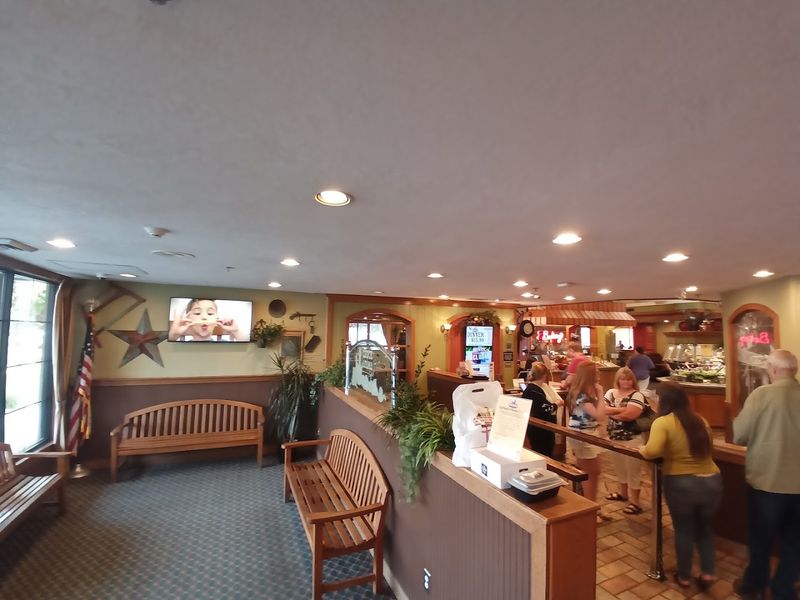 Families Can Actually Agree On Dinner Here