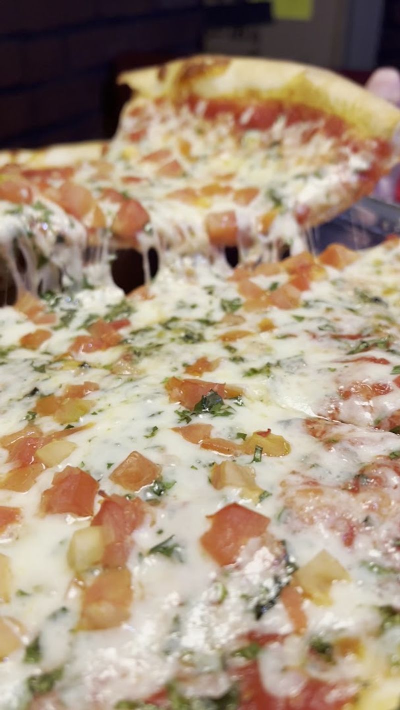 10 West Virginia Pizza Spots That Don't Look Like Much But Keep Drawing Crowds - Decor Hint Graziano's Pizza, South Charleston