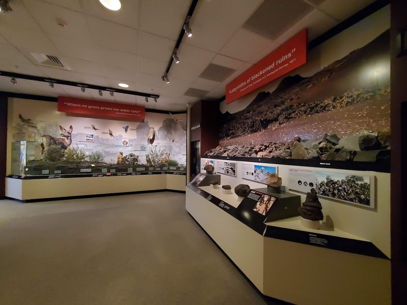 Craters Of The Moon Visitor Center Park Store