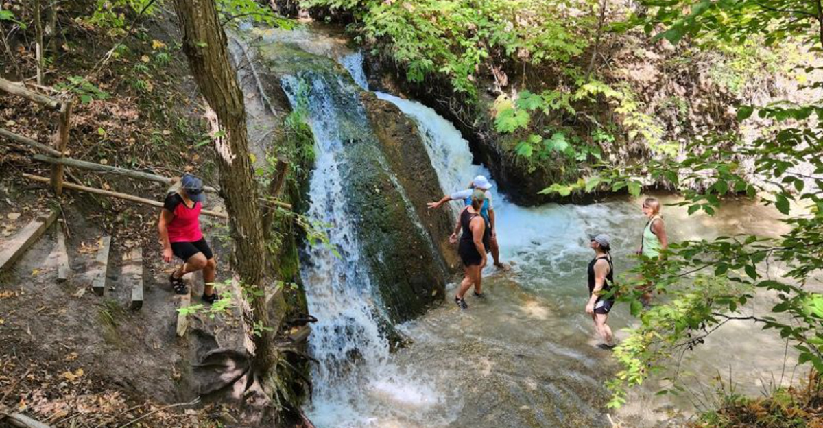 If You Only Hike One Nebraska Trail This Year Make It This Boardwalk Path To The States Tallest Waterfall - Decor Hint