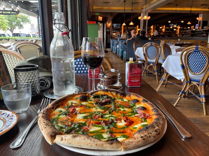 Louie Bossi's Ristorante Bar Pizzeria