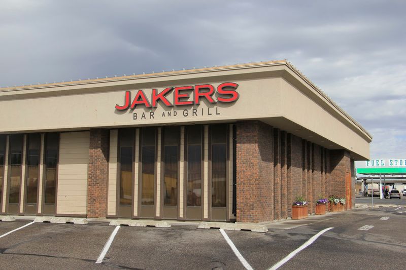 Jakers Bar And Grill 