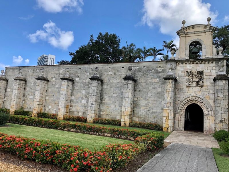 Tours, History, And What To Expect