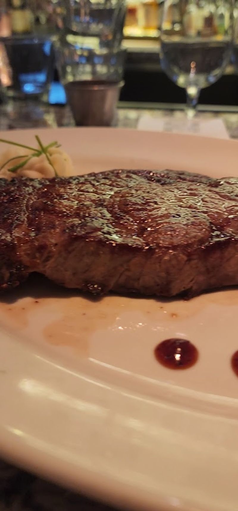 This Nebraska Riverfront Restaurant Turns Dinner Into A Missouri River Viewpoint - Decor Hint Steaks Are The Main Event