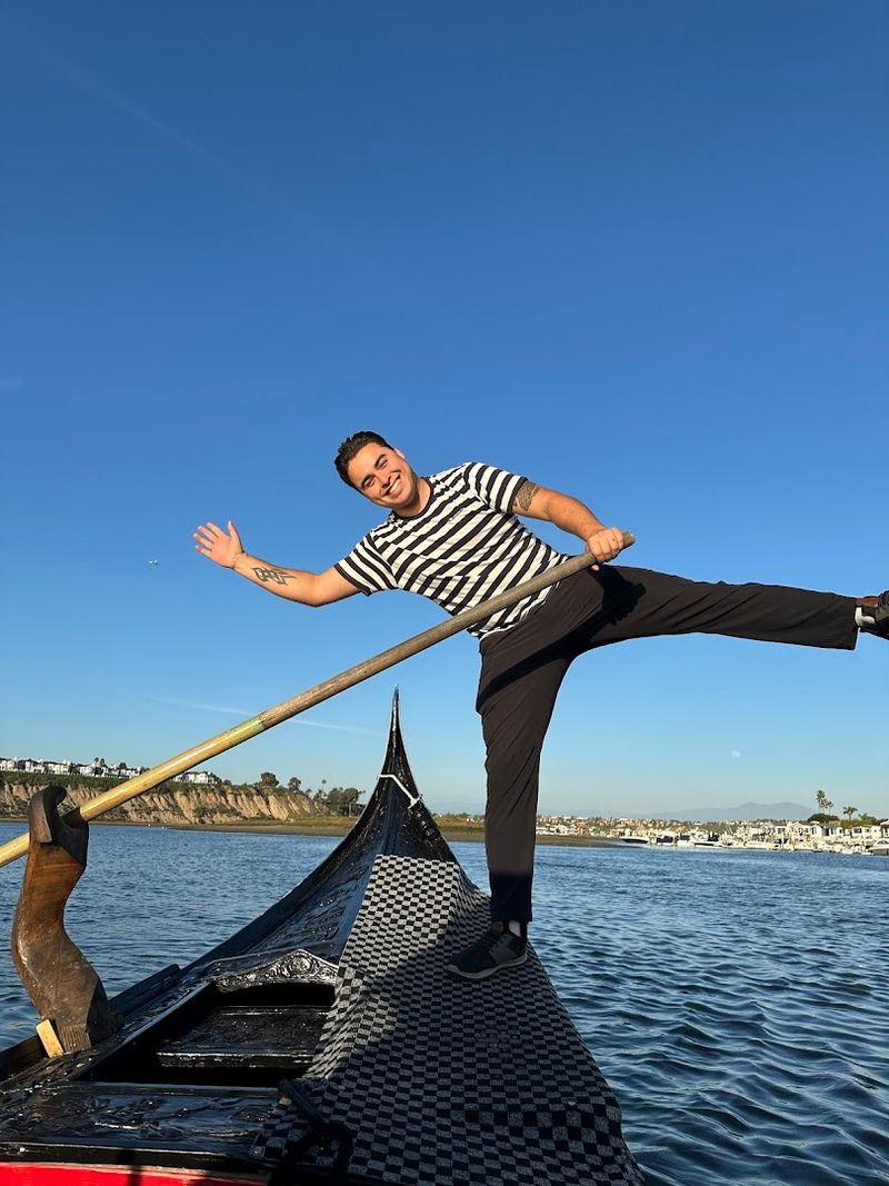 The Gondolier Adds To The Atmosphere