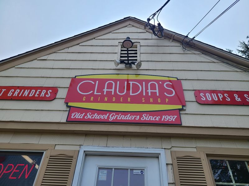 Claudia's Grinder Shop, Farmington