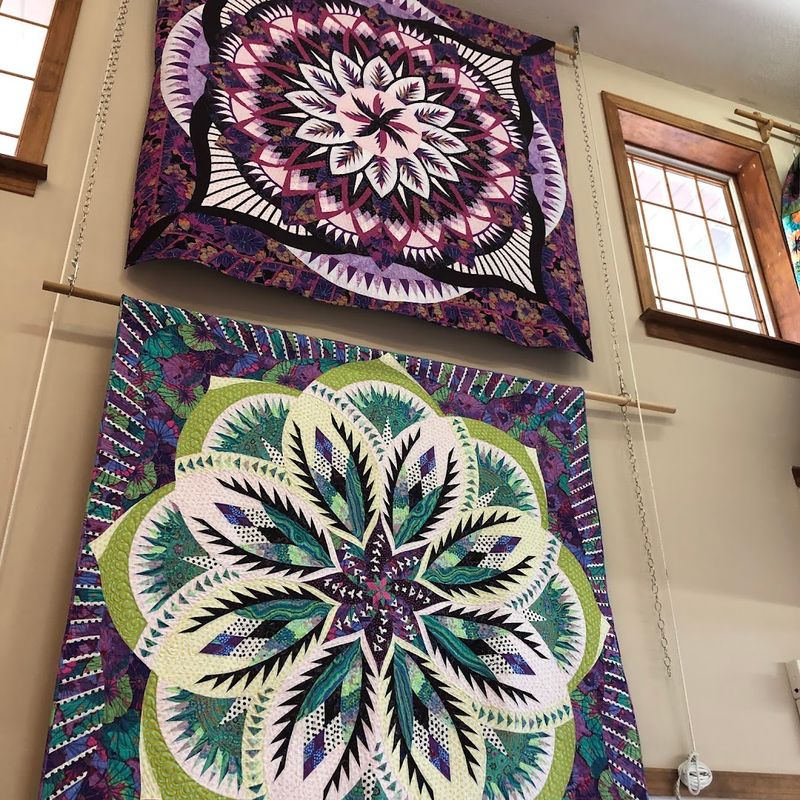 This Tennessee fabric paradise has crafters from miles around - decor cue Quilting patterns and kits that do the heavy lifting