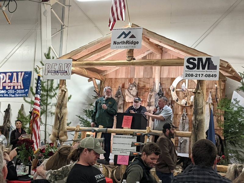 Idaho's Most Whimsical June Festival Turns Sandpoint Into A Renaissance Daydream - Decor Hint Music, Merchants, And Performers Keep The Fantasy Going