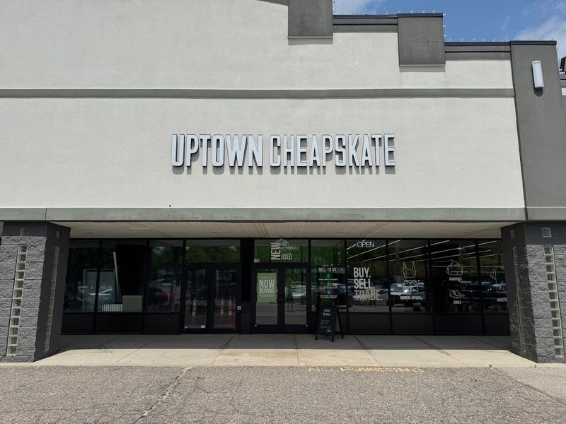 Uptown Cheapskate, East Lansing