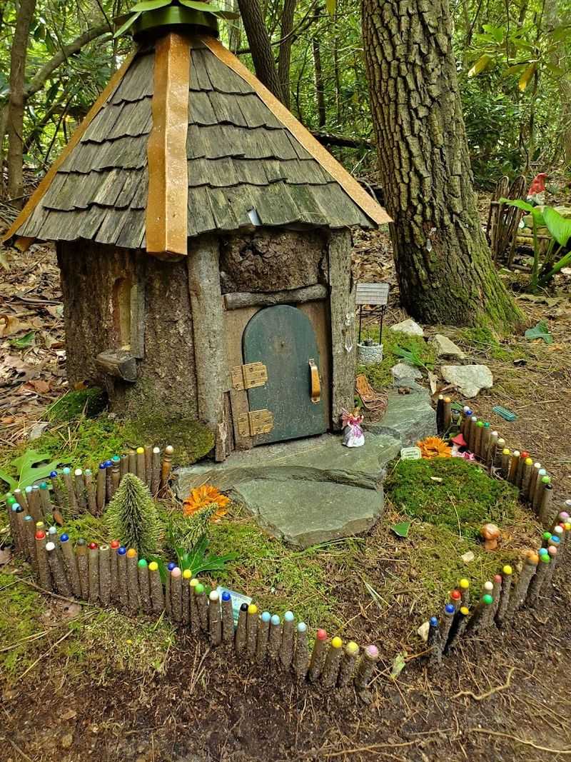 Fairy Villages Make Every Turn Feel Sneaky