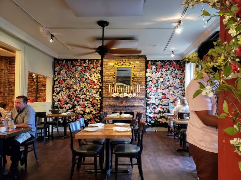 Local Kentucky Restaurant Acknowledged For Having The Best Fried Chicken - Decor Hint Brussels Sprouts That Convert Non-Believers