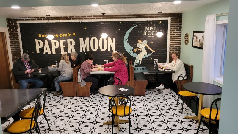 Paper Moon Pastries