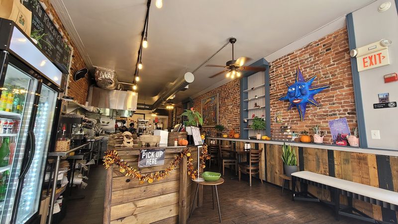 10 Crowd-Pleasing Mexican Restaurants In Pennsylvania You Need To Try - Decor Hint Tu Rinconcito, Philadelphia