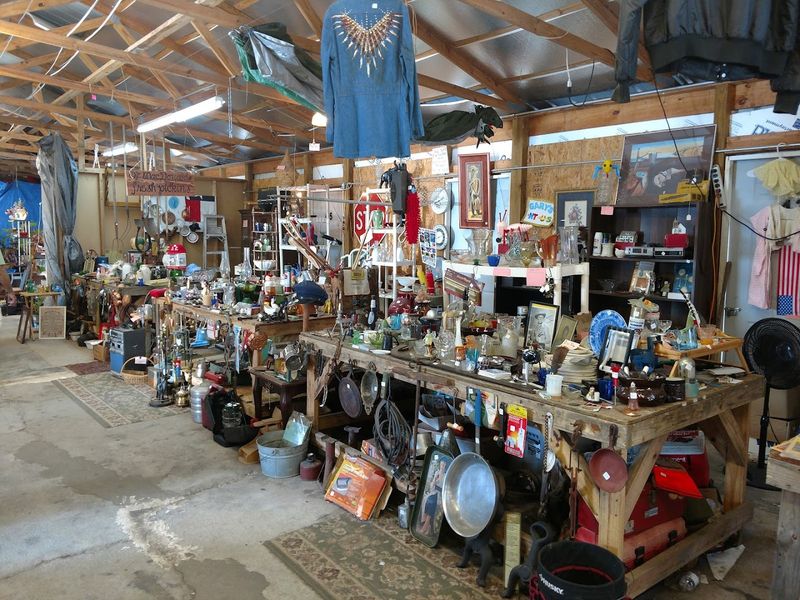 14 Georgia Flea Markets That Have People Coming Back Every Single Weekend - Decor Hint West Georgia Flea Market