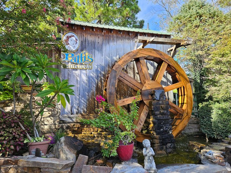 Patti's 1880's Settlement Restaurant