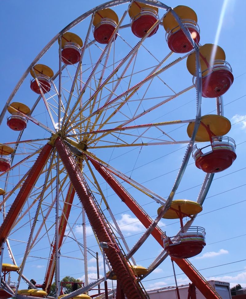 SantaCaliGon Days, Independence, Kansas City Metro