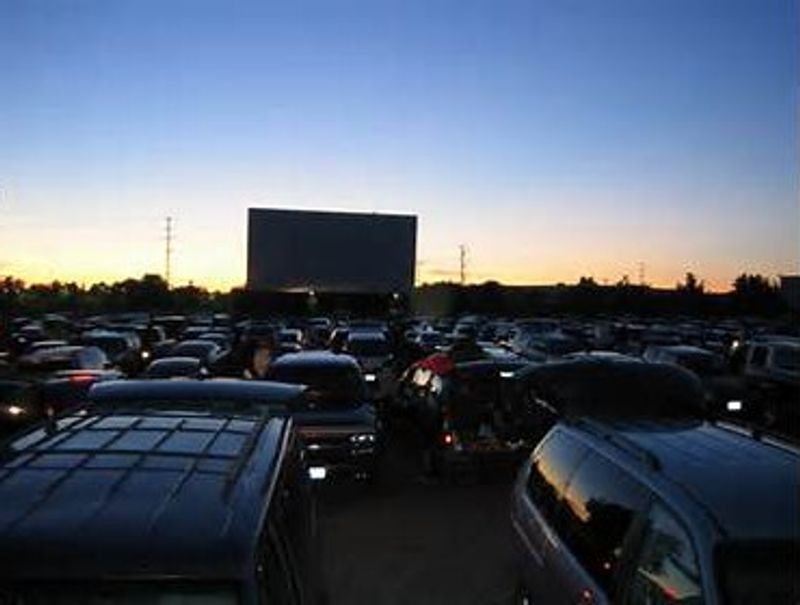 West Wind Capitol Drive-In, San Jose