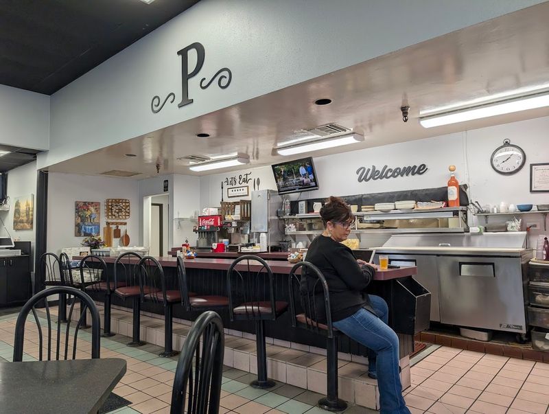 10 California Food Spots Where Chili Built The Reputation - Decor Hint Paul's Pantry, Mission Viejo
