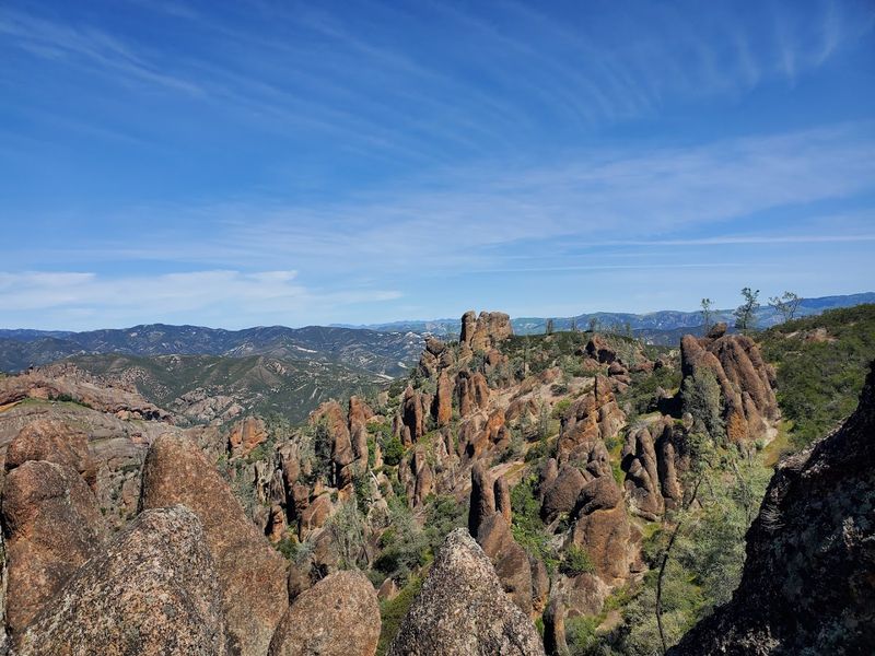 14 California Places Where The Silence Is Half The Reason To Go - Decor Hint Pinnacles National Park, San Benito County