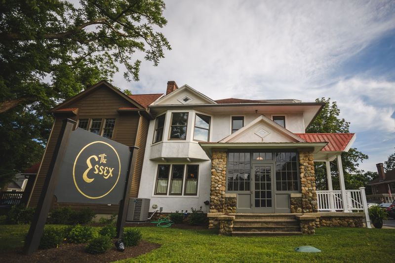 The Essex, Old Saybrook