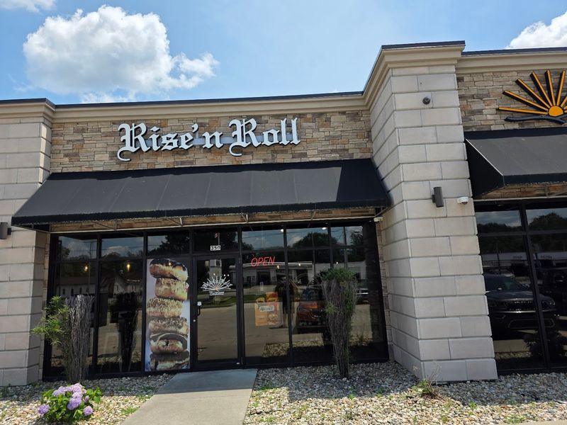 Rise'n Roll Bakery (Elkhart)