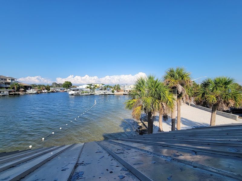 This Florida Seaside Town Combines Coastal Beauty With Everyday Affordability - Decor Hint A Nearby Attraction Unlike Anything Else On The Gulf Coast