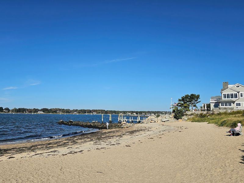 DuBois Beach, Stonington