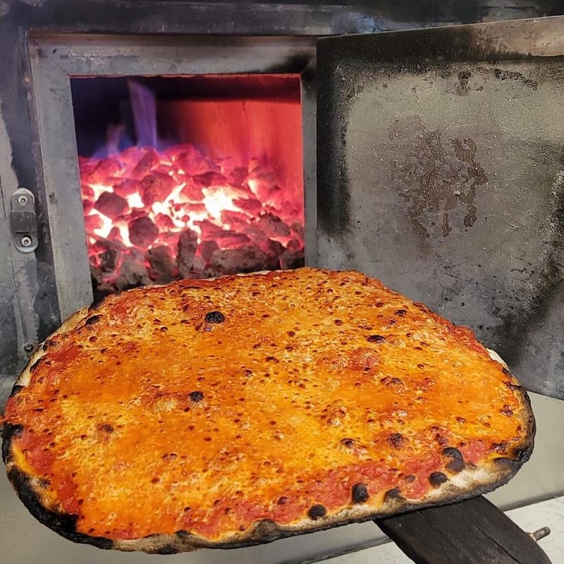 Fuoco Apizza, Cheshire