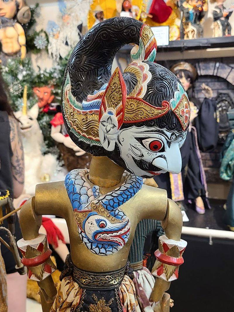 Few People Know Oregon Is Home To An Enchanting Puppet Museum - Decor Hint Make Your Own Puppet Workshop