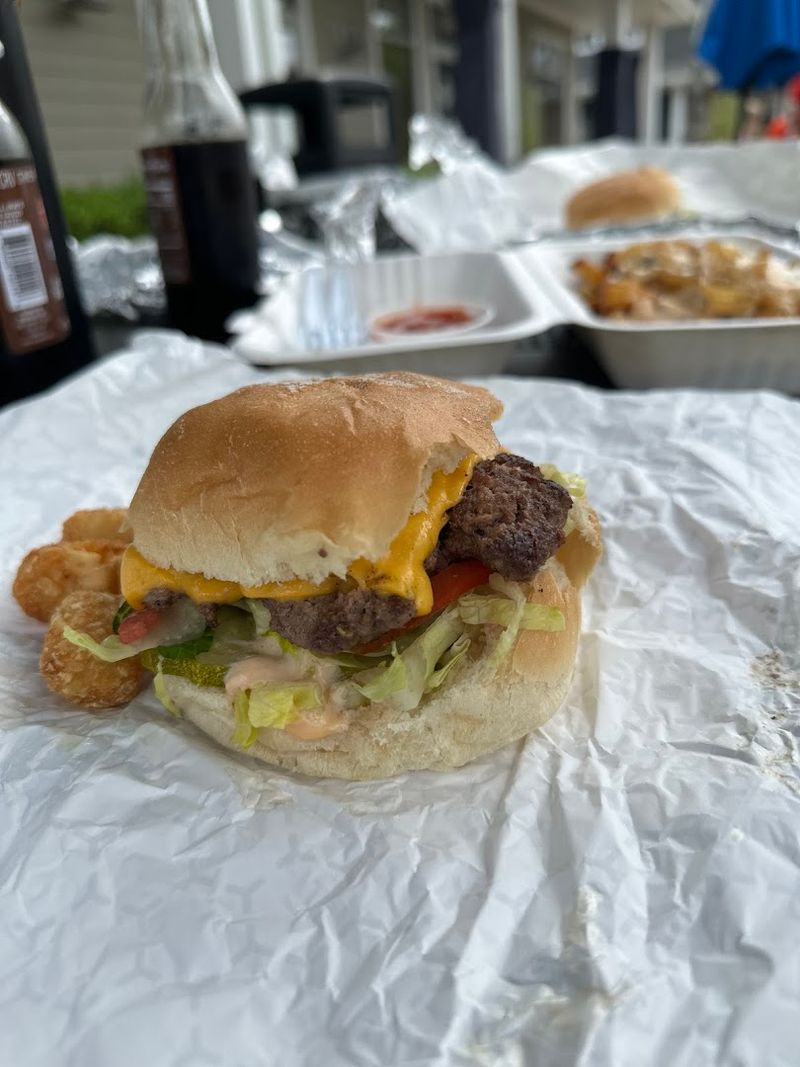 This Low-Key Connecticut Restaurant Has A Fry Recipe Locals Swear By - Decor Hint The Burgers That Keep Showing Up In Conversations