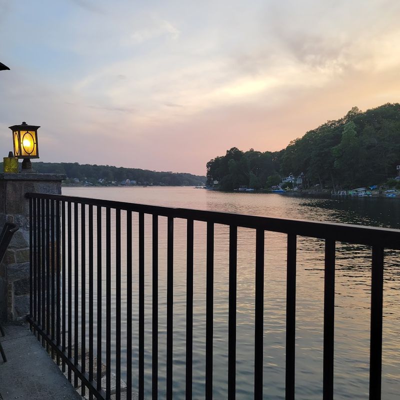 Coventry Lake As A Dining Backdrop