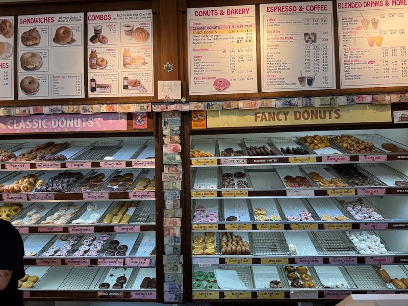 These 11 Incredible Donut Shops In Oregon Are Worth A Cross-State Drive - Decor Hint Sesame Donuts