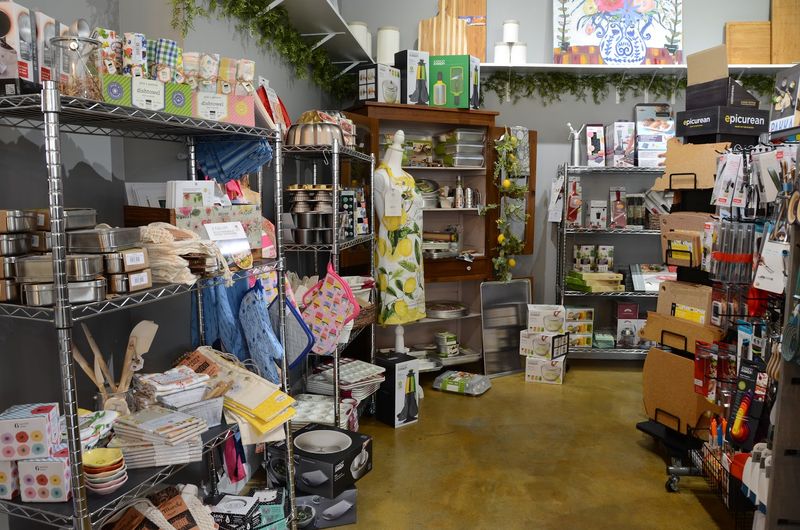 Willow And Pine Market