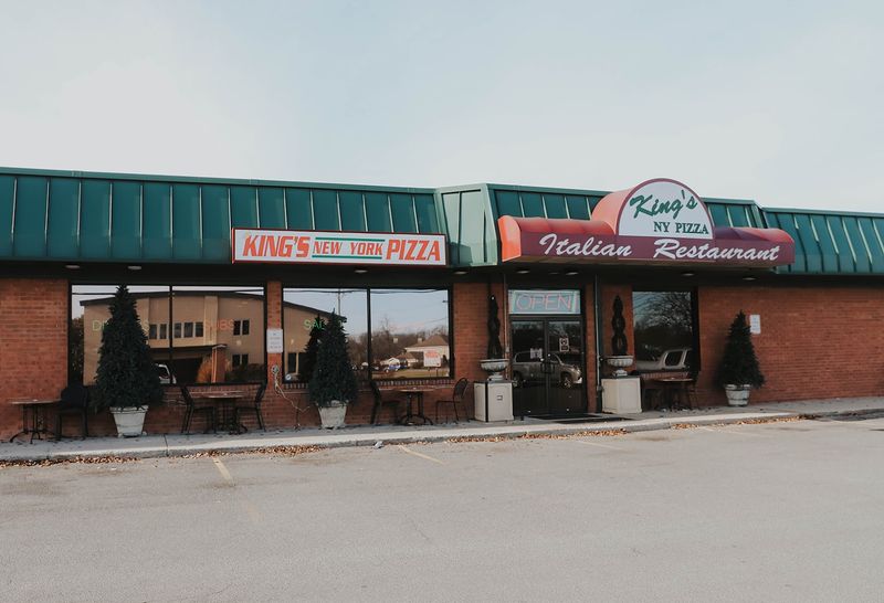 10 West Virginia Pizza Spots That Don't Look Like Much But Keep Drawing Crowds - Decor Hint King's New York Pizza, Martinsburg