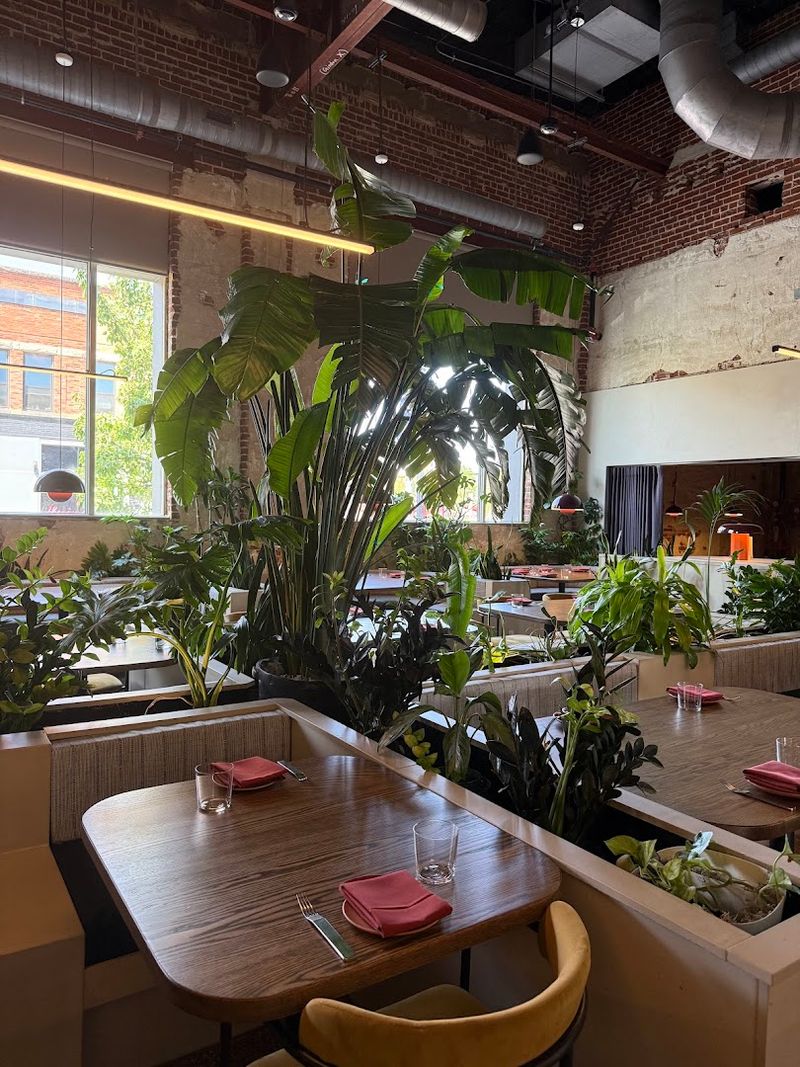 This Idaho Restaurant Makes Every Meal Feel Like A Special Occasion - Decor Hint Why This Place Keeps Pulling People Back